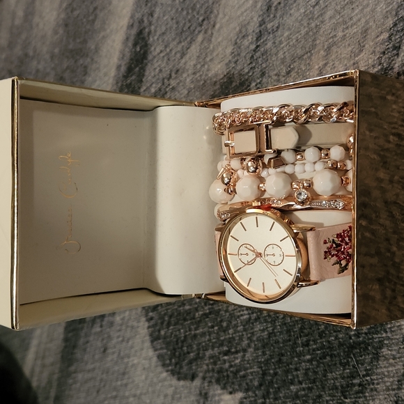 Jessica Carlyle | Accessories | Jessica Carlyle Floral Watch 